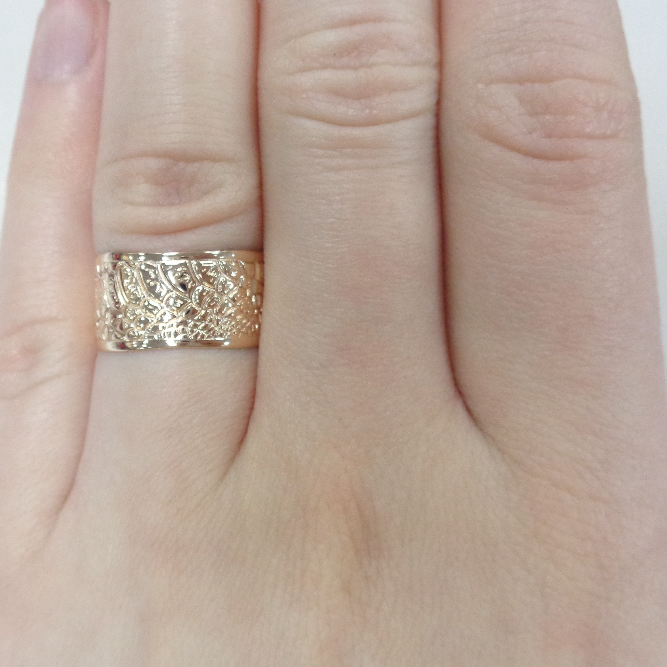 Кольцо из золота